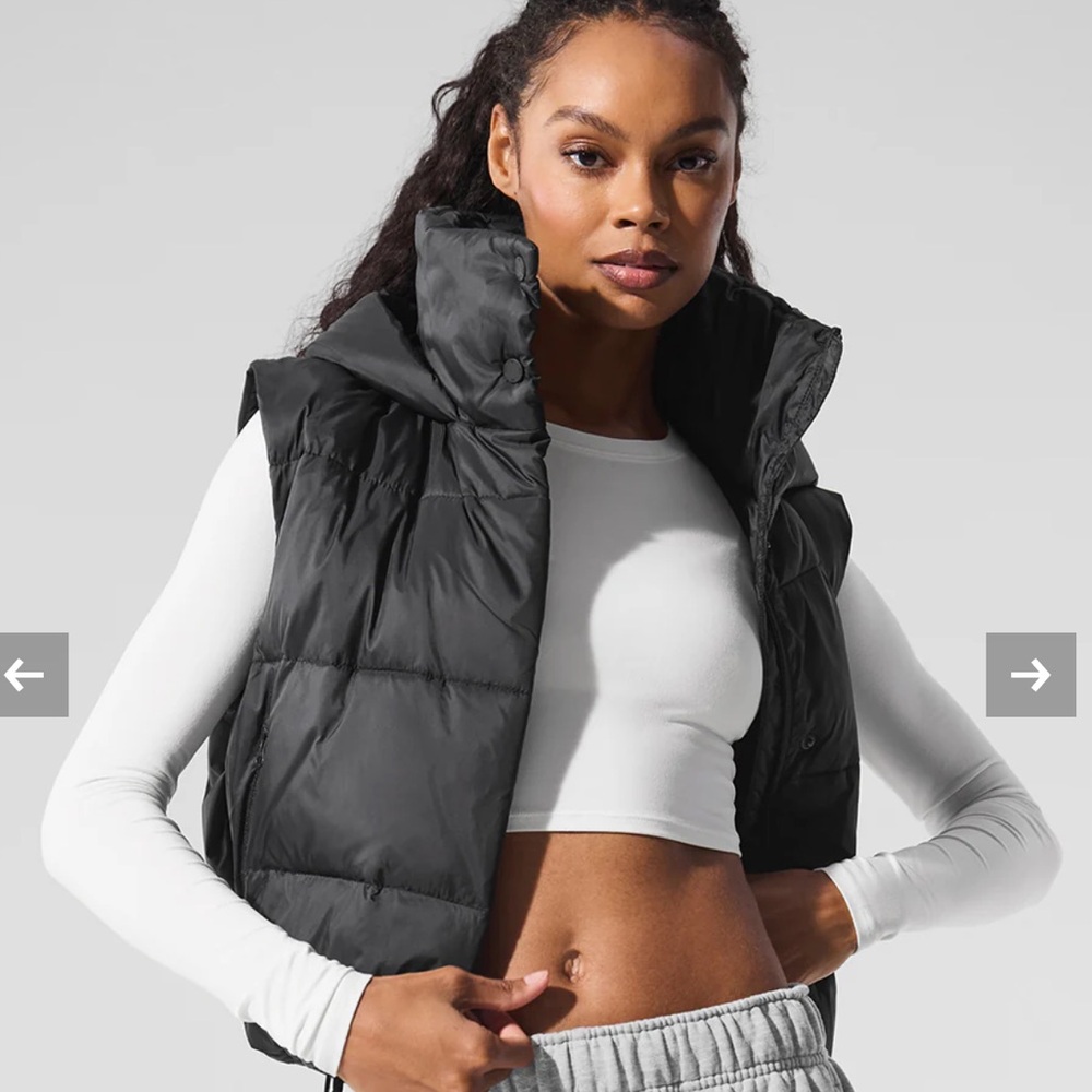 Alo Yoga Gold Rush Puffer Vest Black Small